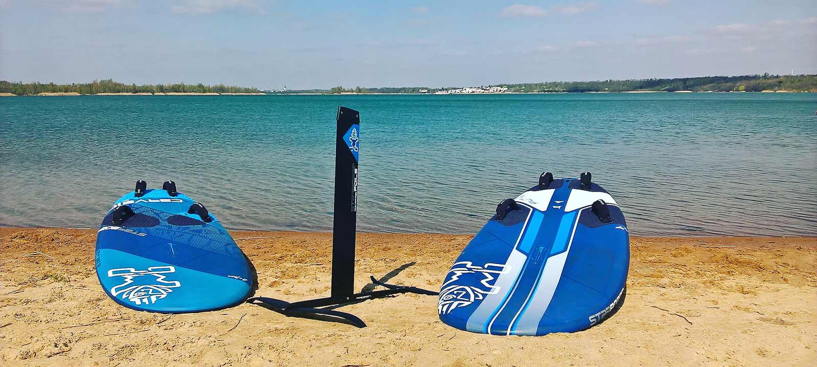 Windsurfboards mit Foil Markkleeberger See bei Leipzig